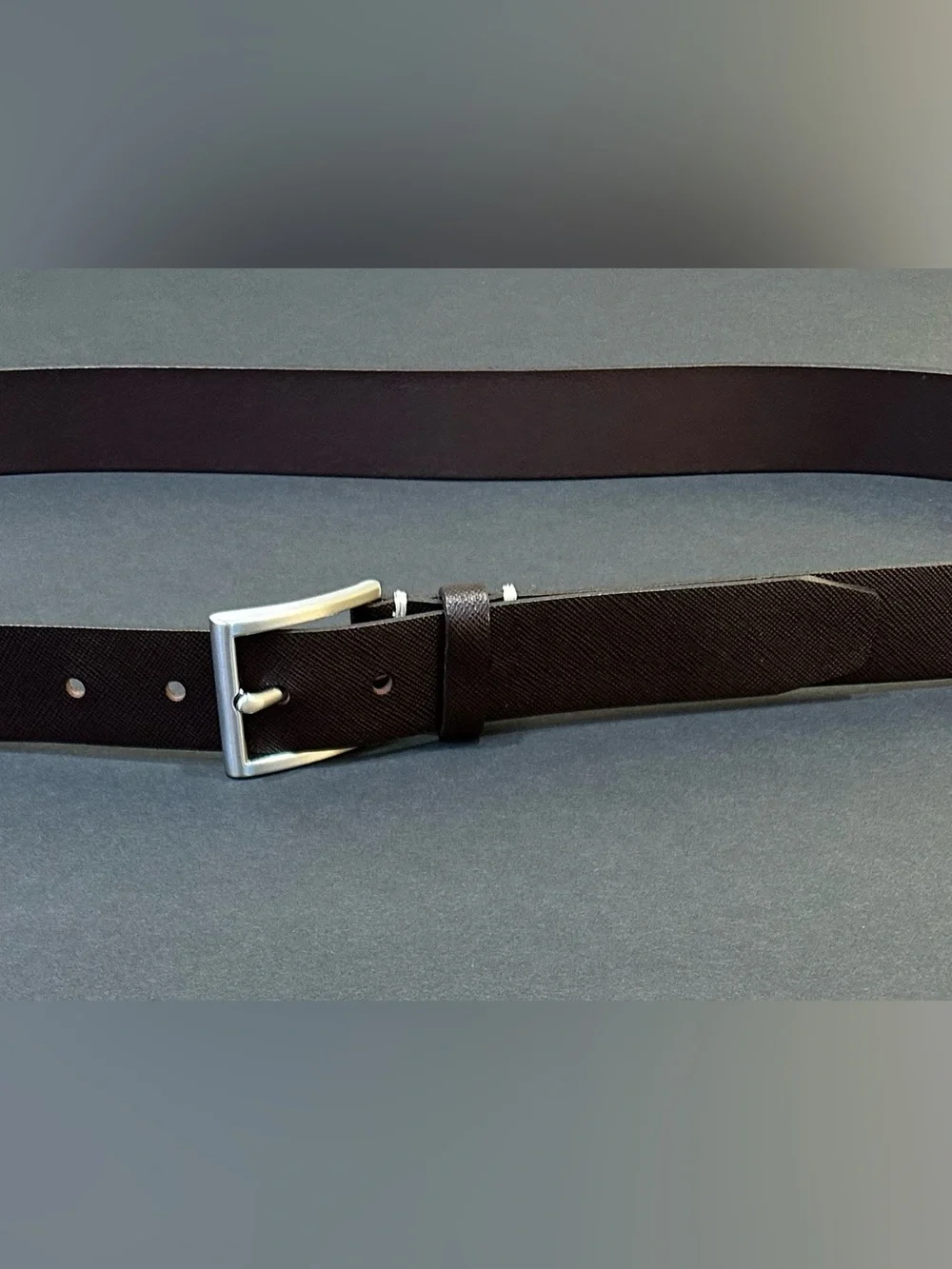 Banana Republic Brown Saffiano Leather Belt Silver Buckle Modern 40 USA